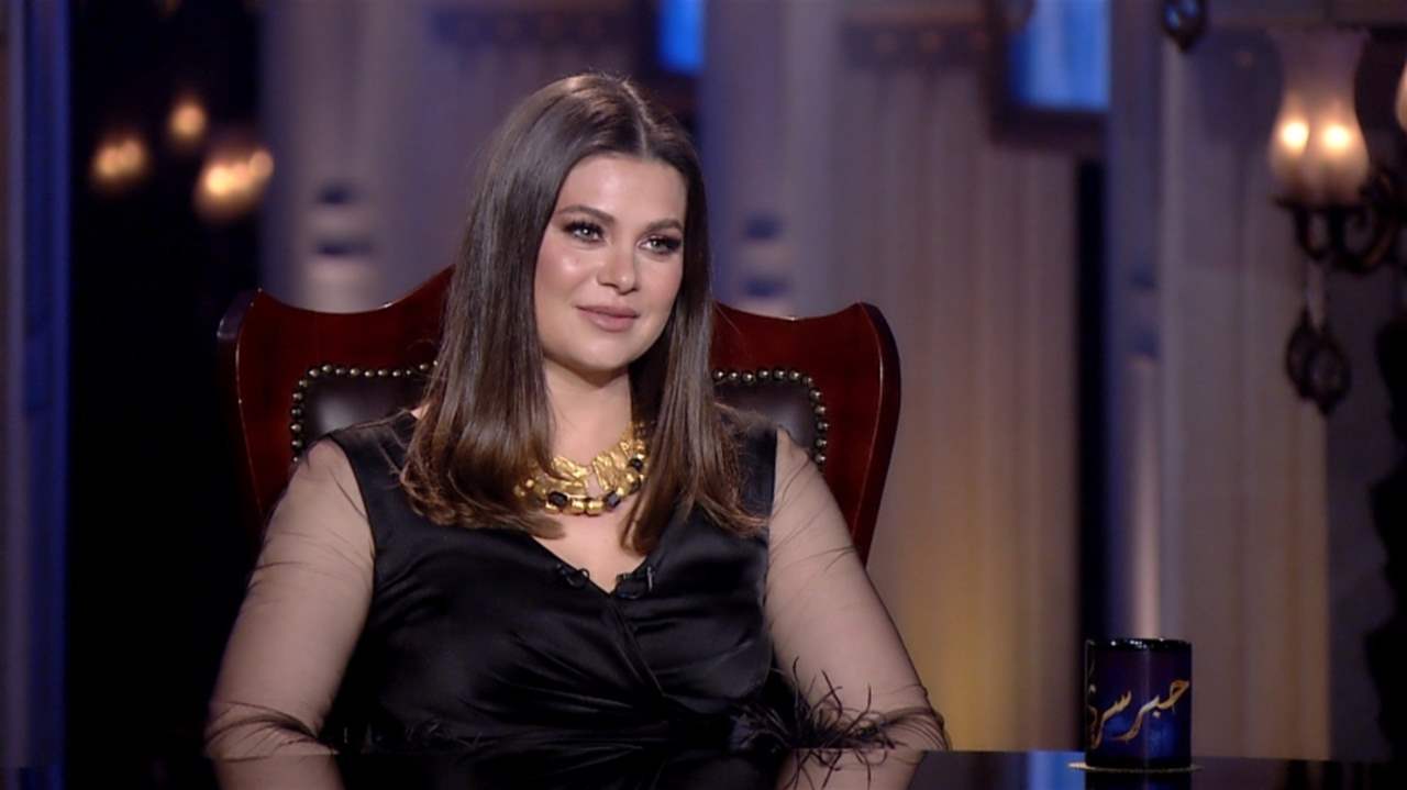 انسحاب مفاجئ ليسرا اللوزي من مسرحية &quot;الموريستان&quot; بسبب اصابة..فما القصة؟