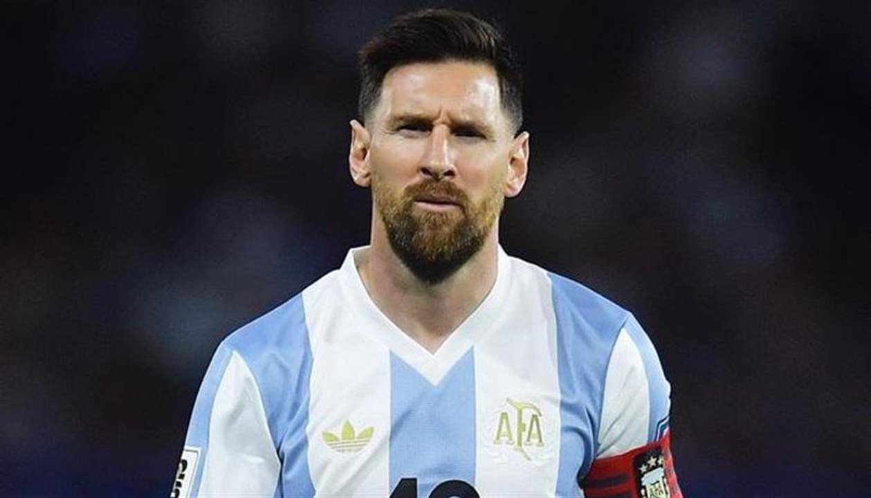 من بوليوود إلى الملاعب.. شاروخان يستقبل ميسي في جولة استثنائية