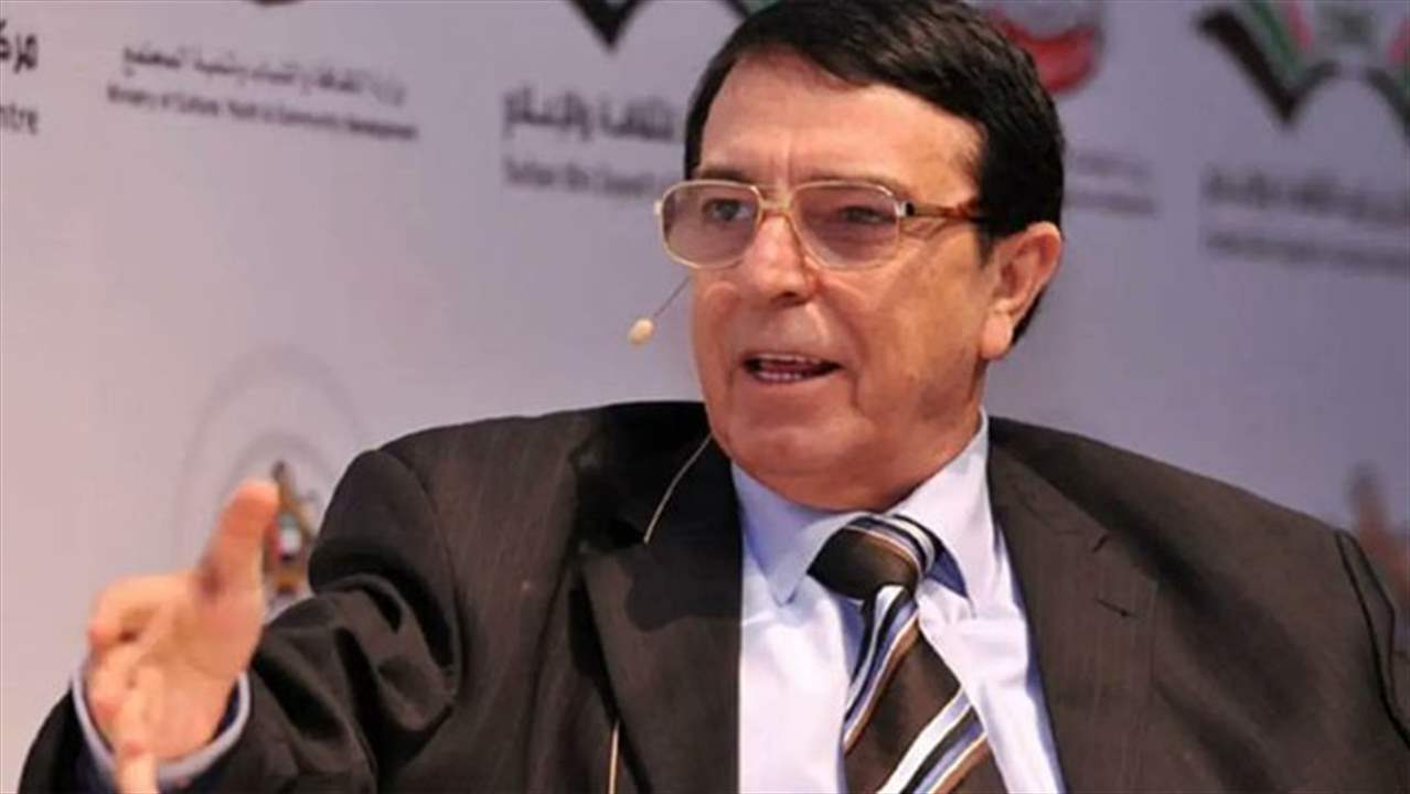 سبب وفاة وزير الثقافة السوري السابق رياض نعسان آغا وفيصل القاسم ينعيه 