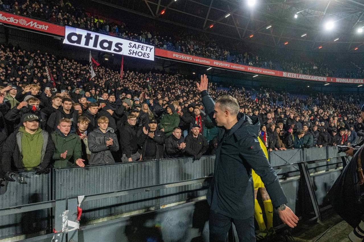 فيديو - غضب في روتردام على فان بيرسي 