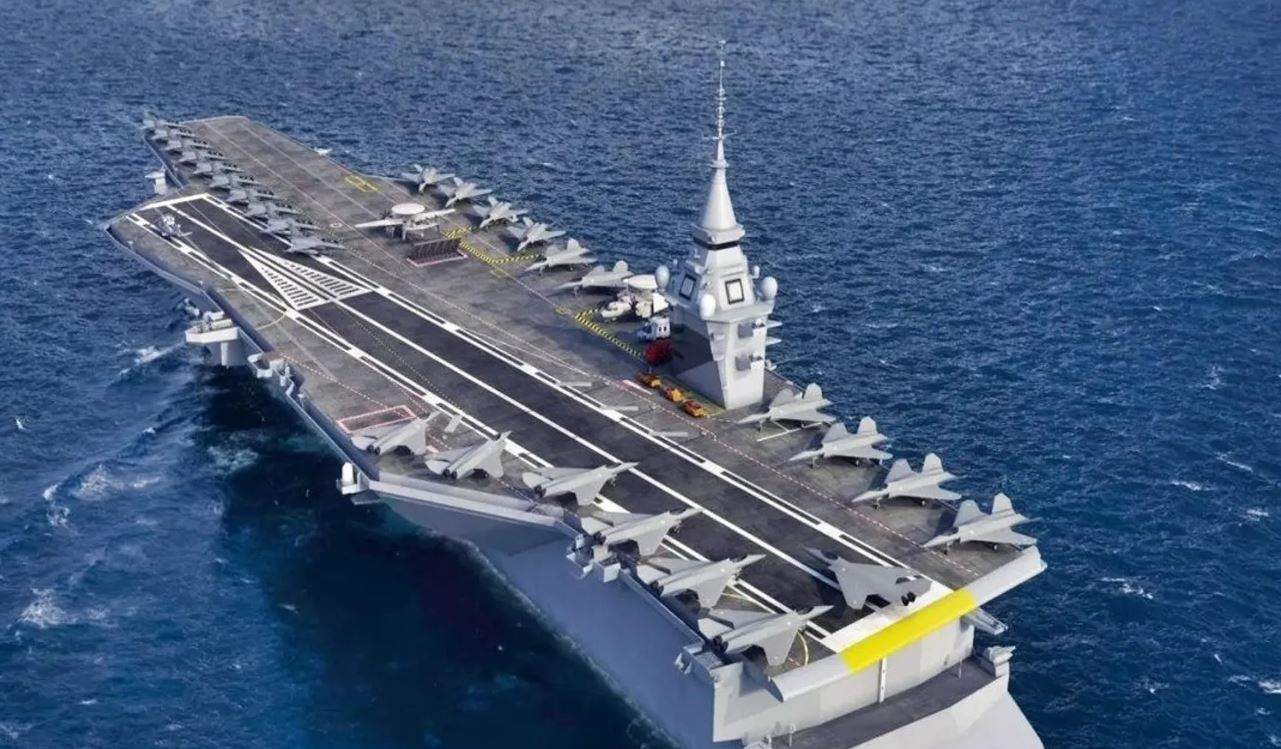 حاملة نووية.. أكبر سفينة حربية ضد "المفترسين"! 