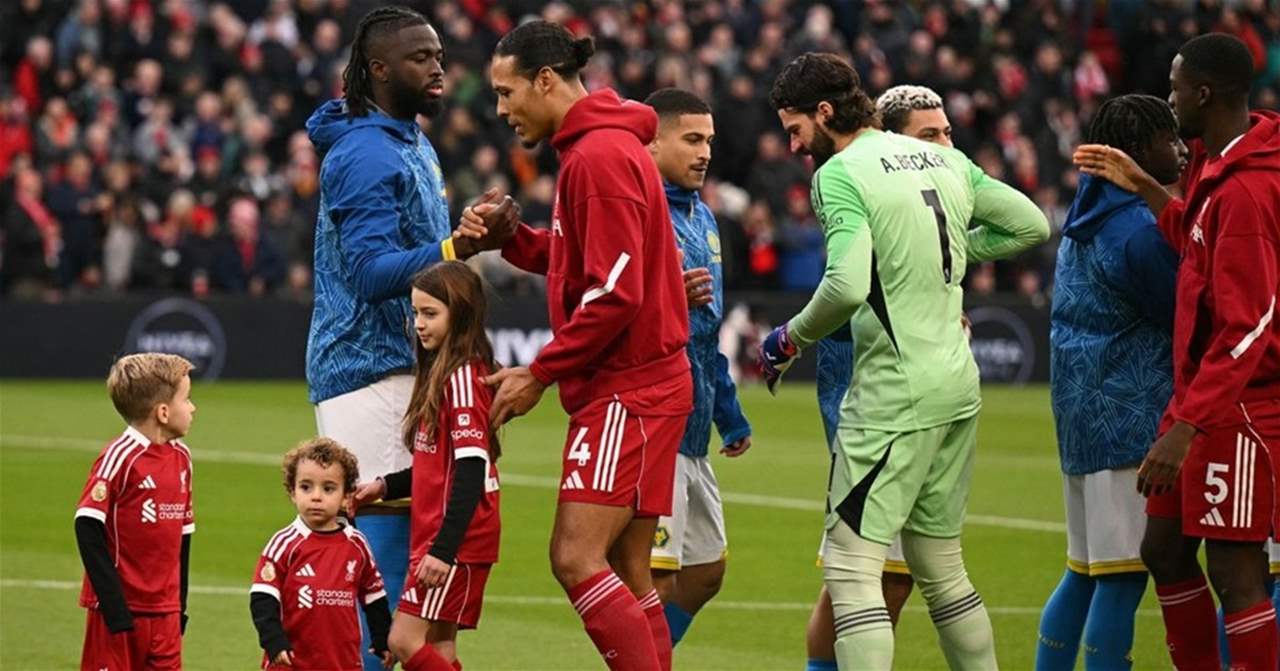 فيديو - فان دايك يلاعب أبناء جوتا