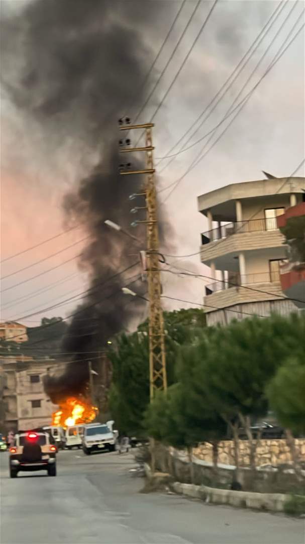 بالفيديو.. استهداف سيارة في تبنين