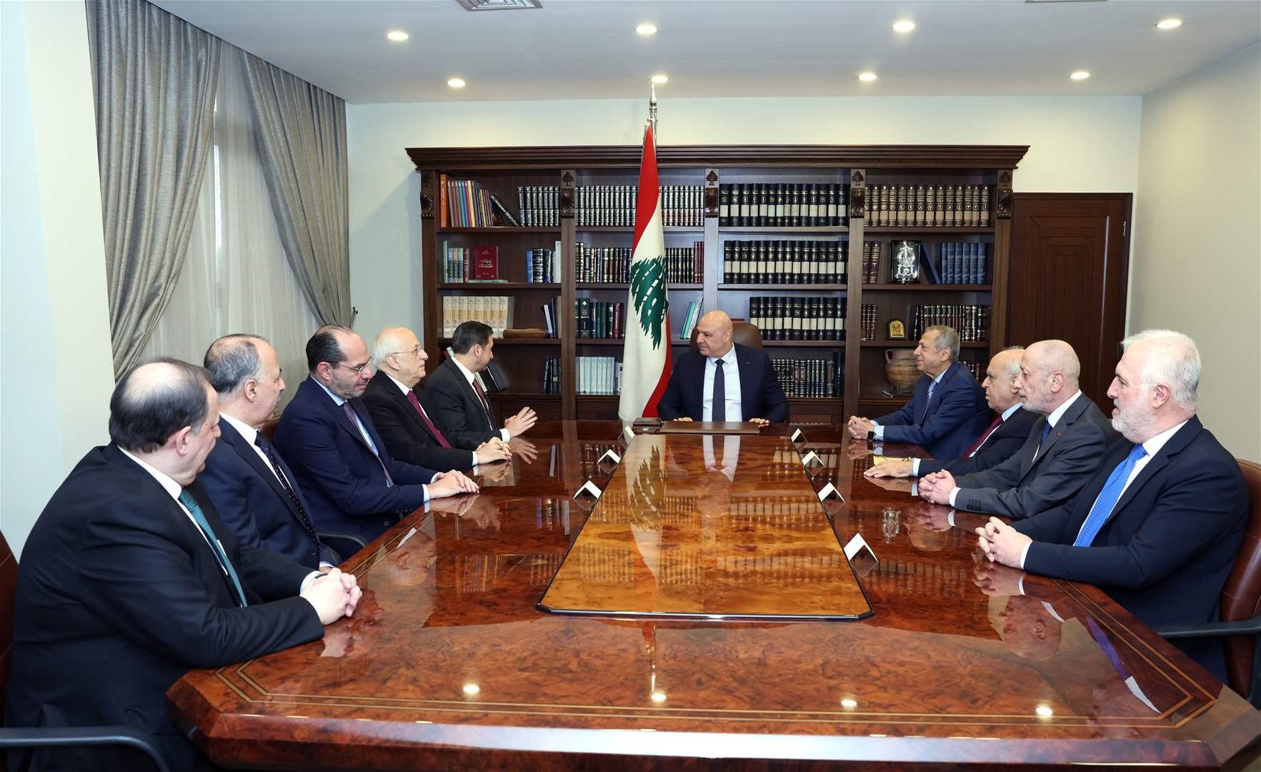 كرامي من بعبدا: نؤيد قانون الفجوة المالية