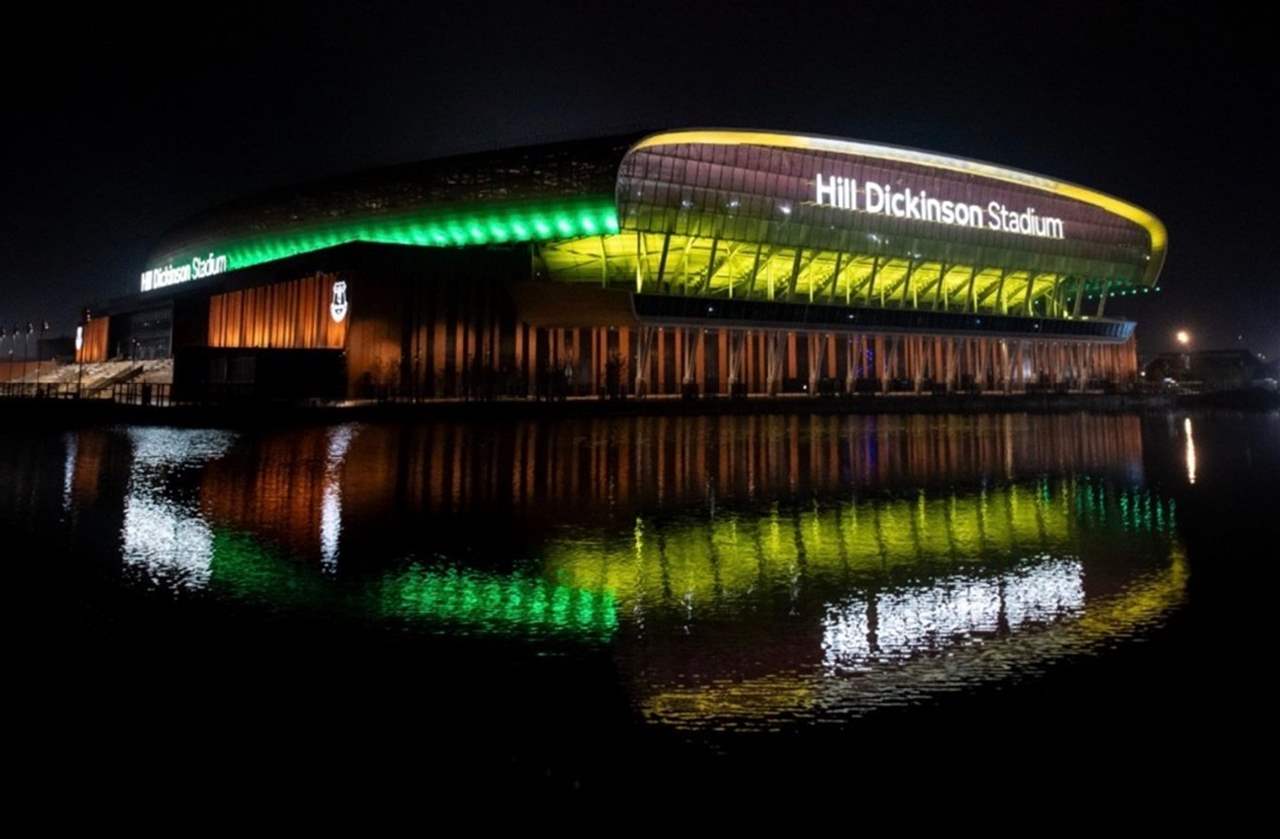 إيفرتون يحتفي بنجومه السنغاليين بطريقة رائعة