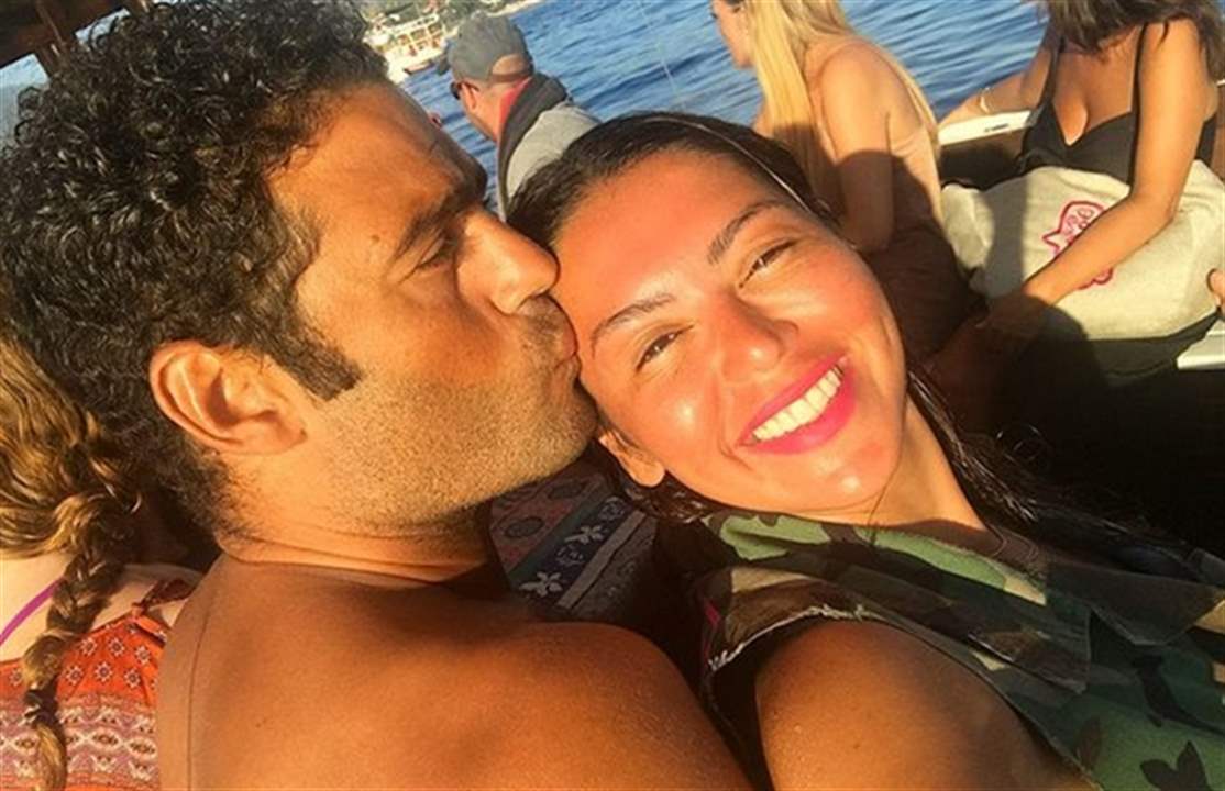 لقاء الخميسي تحسم الجدل وتعلن التصالح مع زوجها محمد عبد المنصف