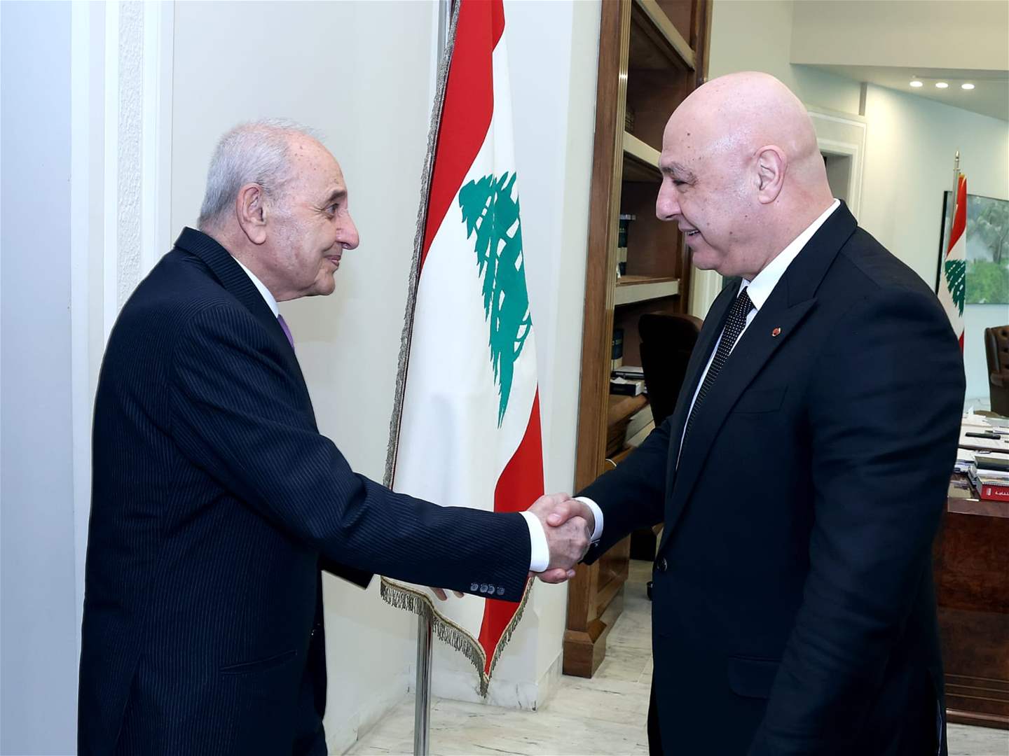 صورة من لقاء عون - بري 