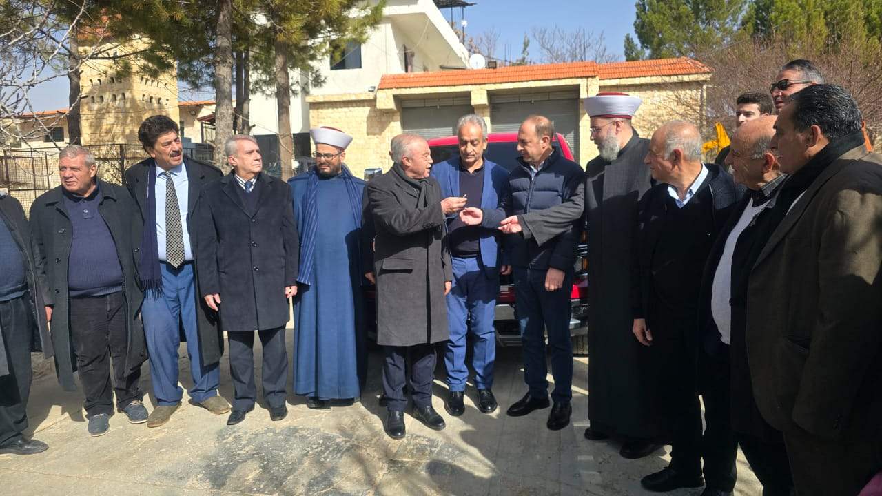 مفتي بعلبك يقدّم سيارة بيك أب لجهاز أمن الدولة دعماً للمؤسسات الأمنية