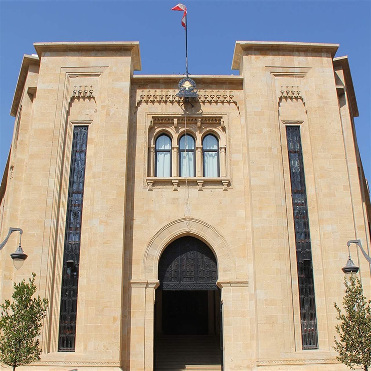 مراسل الجديد ينقل وقائع الاحتجاجات في مجلس النواب 