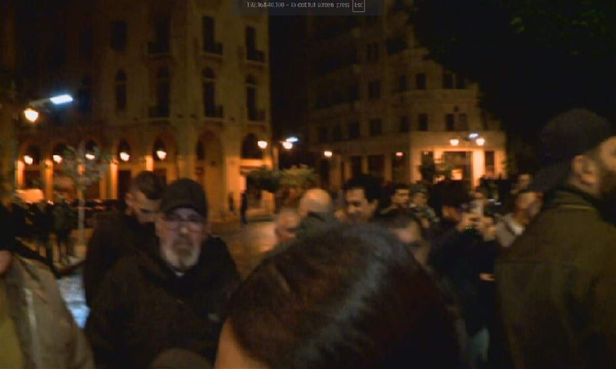 الإحتجاجات مستمرة في ساحة النجمة.. مراسلة الجديد تنقل الصورة