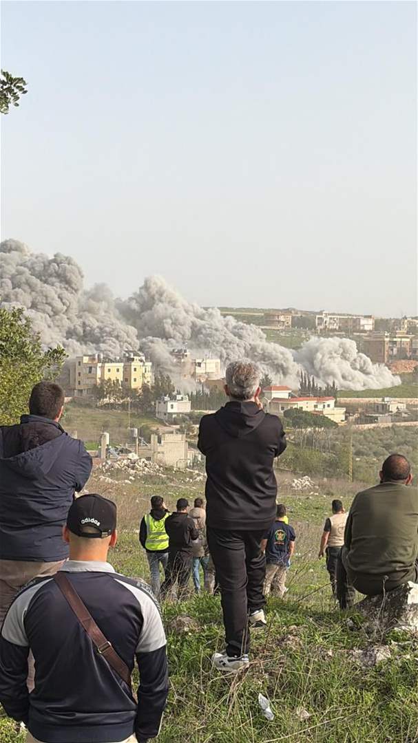 "مستودعات أسلحة بين المدنيين".. اسرائيل تزعم وتنشر! 
