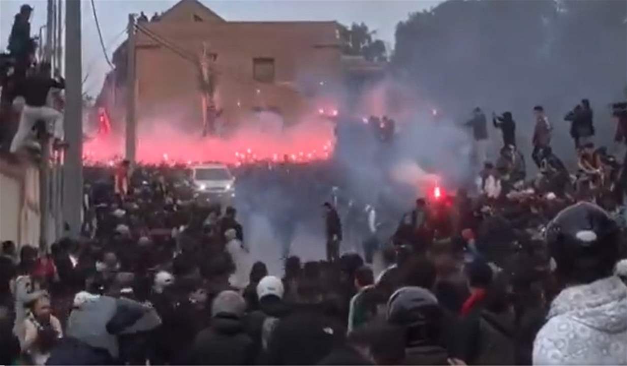 فيديو - لهيب جماهيري يسبق رحلة مولودية الجزائر