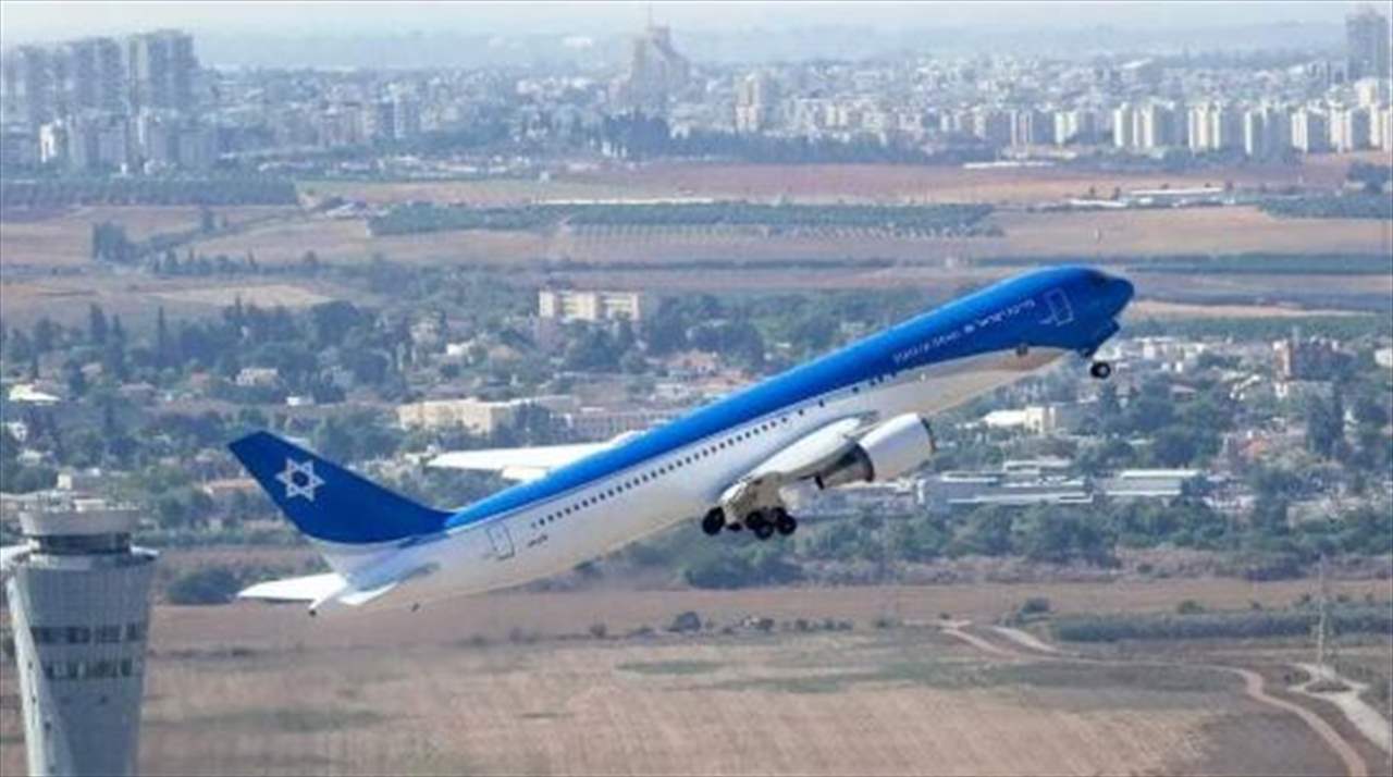 إنزال صحافي من طائرة نتنياهو قبيل الإقلاع.. فمن هو؟