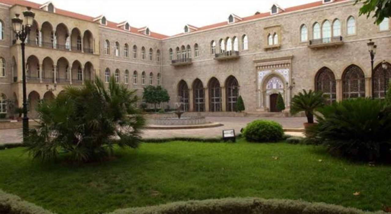 الحريري عقد سلسلة لقاءات في بيت الوسط.. التفاصيل مع مراسل الجديد