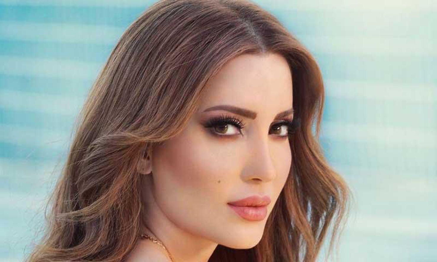 نسرين طافش تحتفل بعيد ميلادها بالتزامن مع عيد الحب: وُلدت لأكون حبًّا