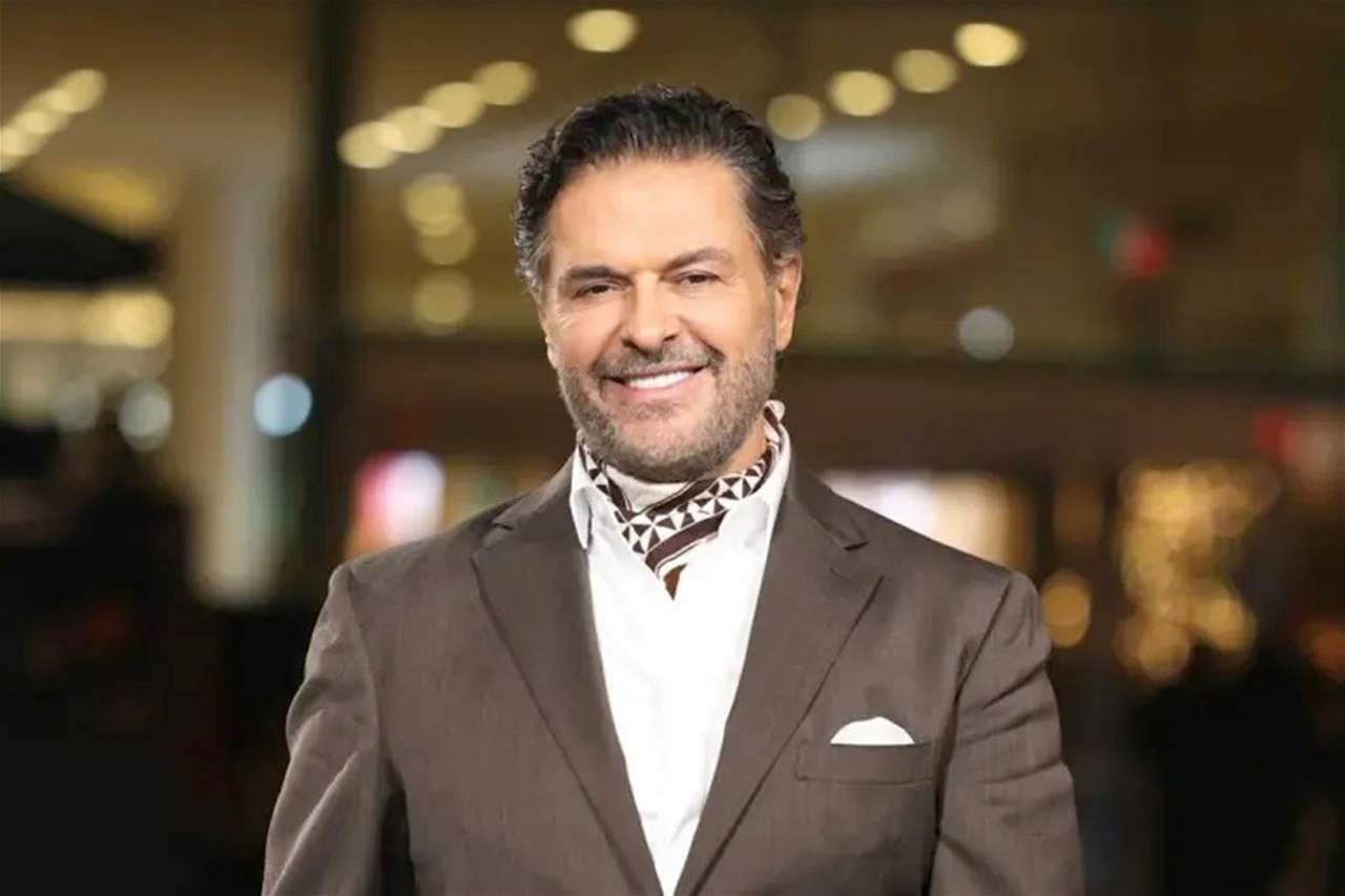 سامر المصري و عابد فهد يشاركان راغب علامة الغناء على مسرح حفله في دبي 