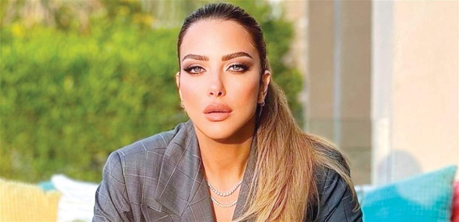 الموت يفجع ريم مصطفى بوالدتها.. نعتها بكلمات مؤثرة 