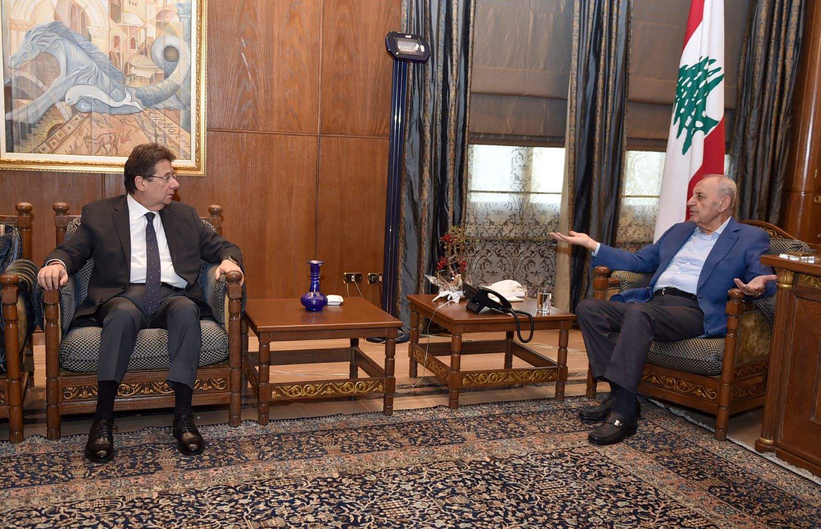 كنعان: التضحية بحقوق المودعين غير واردة عندنا