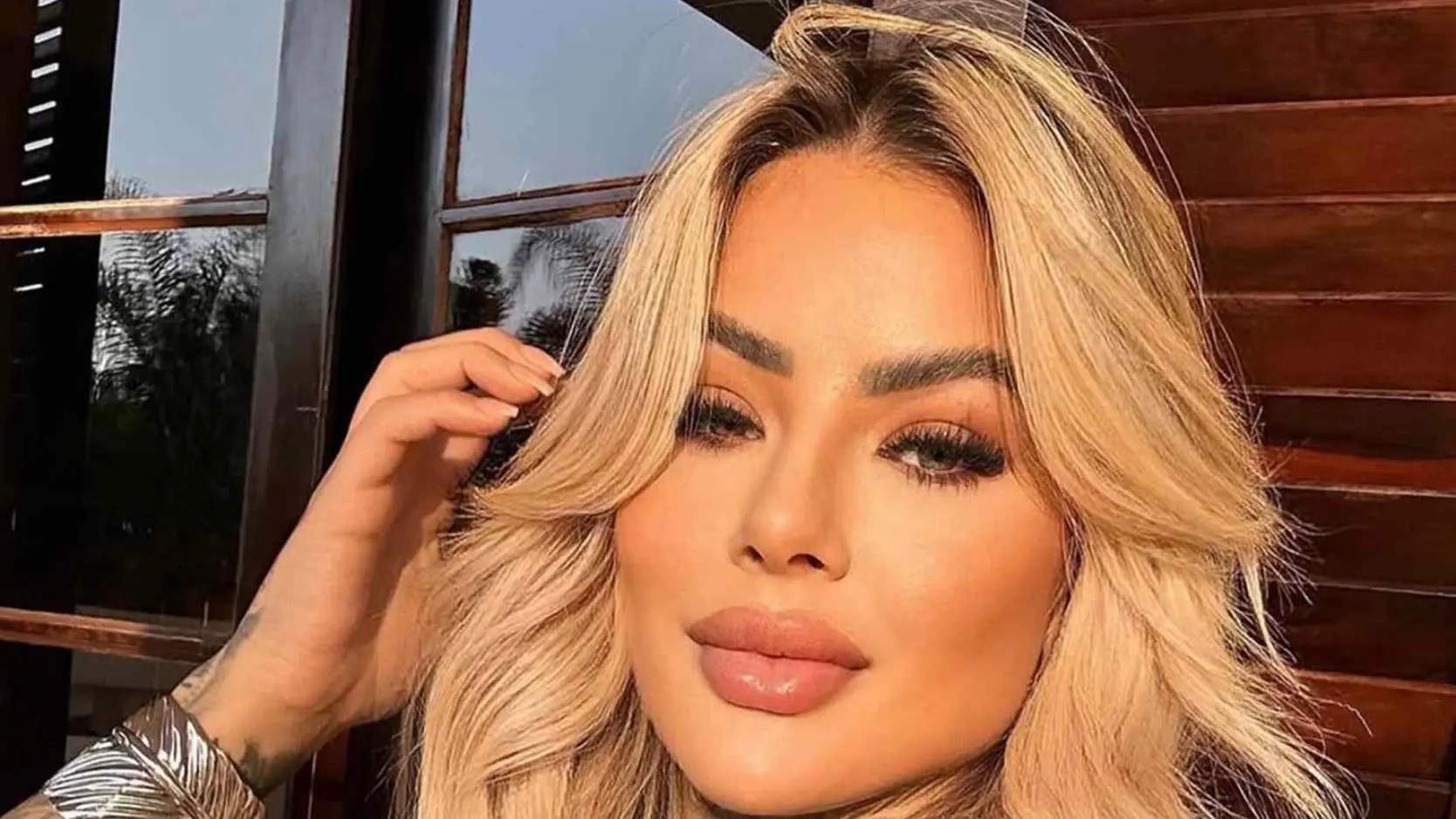 وفاة المؤثرة البرازيلية بيانكا دياس بعد مضاعفات خطيرة إثر عملية تجميل