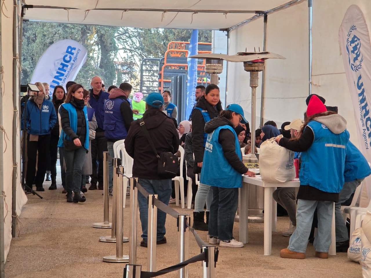 مغادرة دفعة من النازحين السوريين في إطار خطة الحكومة