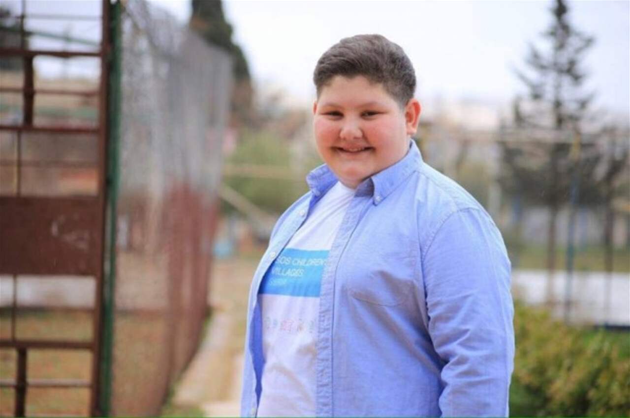 نجم “ذا فويس كيدز” يعلن خطوبته رسميًا من خارج الوسط الفني 