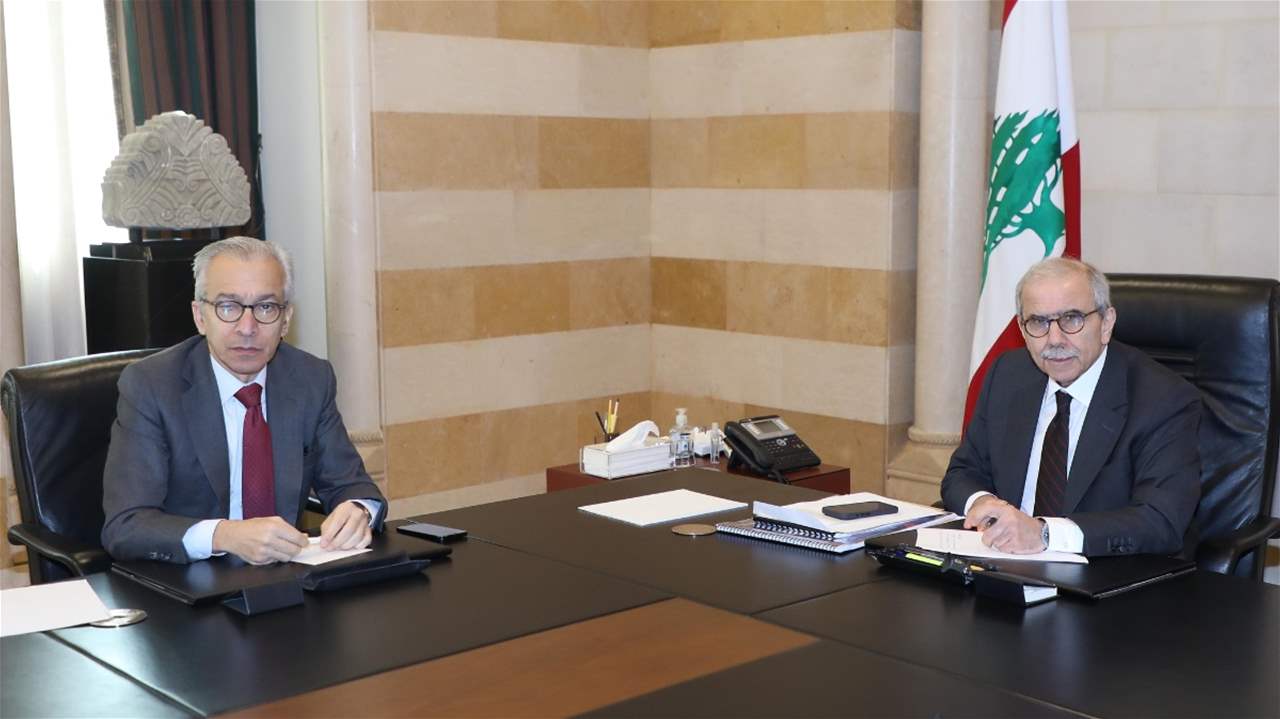 "تكثيف جولات المراقبة".. بين الرئيس سلام ووزير الاقتصاد