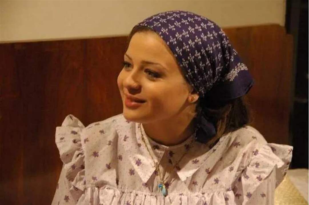 أناهيد فياض نجمة باب الحارة تفجع بوفاة ابنها عن عمر ناهز 14 عامًا