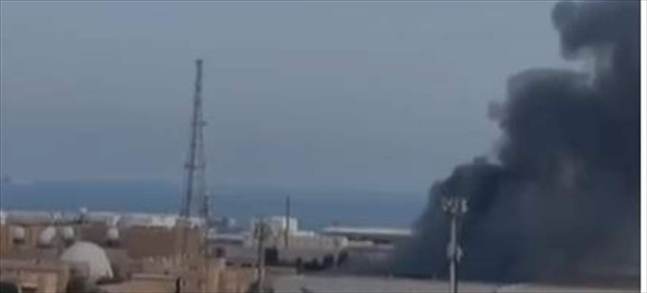 بالفيديو - لحظة انفجار مسيرة ايرانية بقاعدة أميركية 