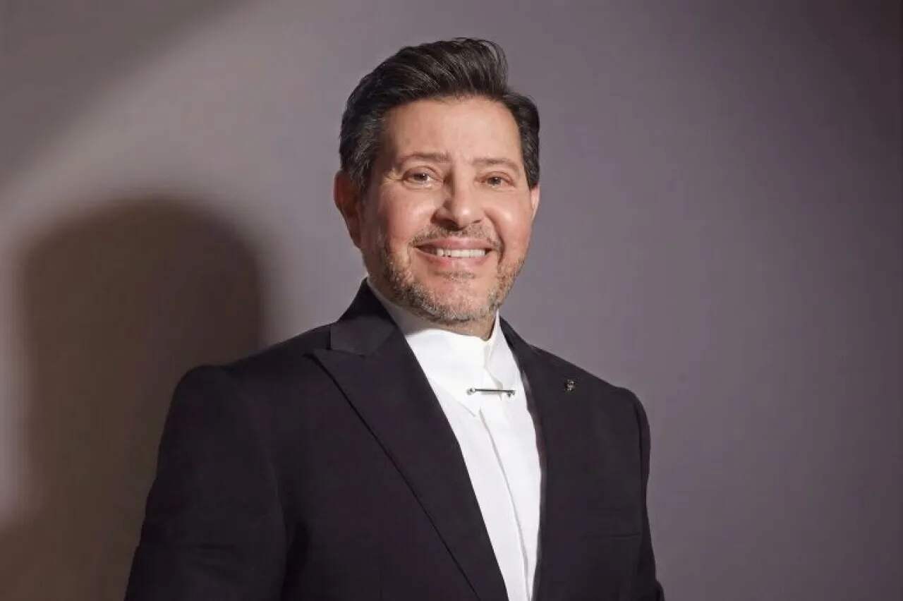 آخر تطورات الحالة الصحية للفنان هاني شاكر بعد دخوله العناية المركزة