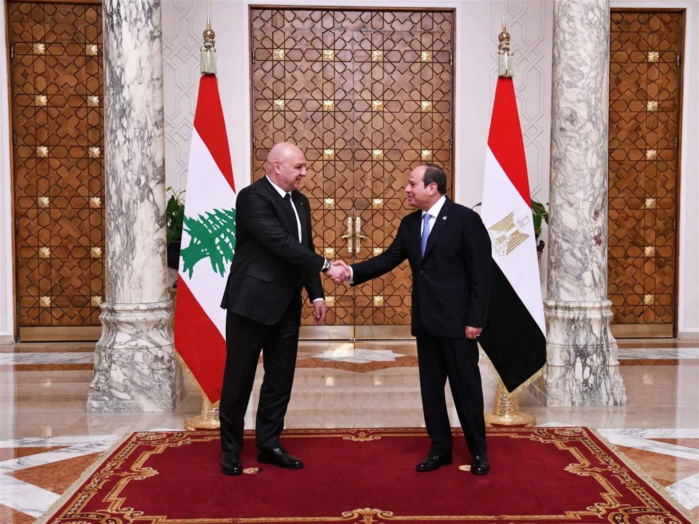 اتصال بين عون والسيسي.. ومساعدات إنسانية الى لبنان