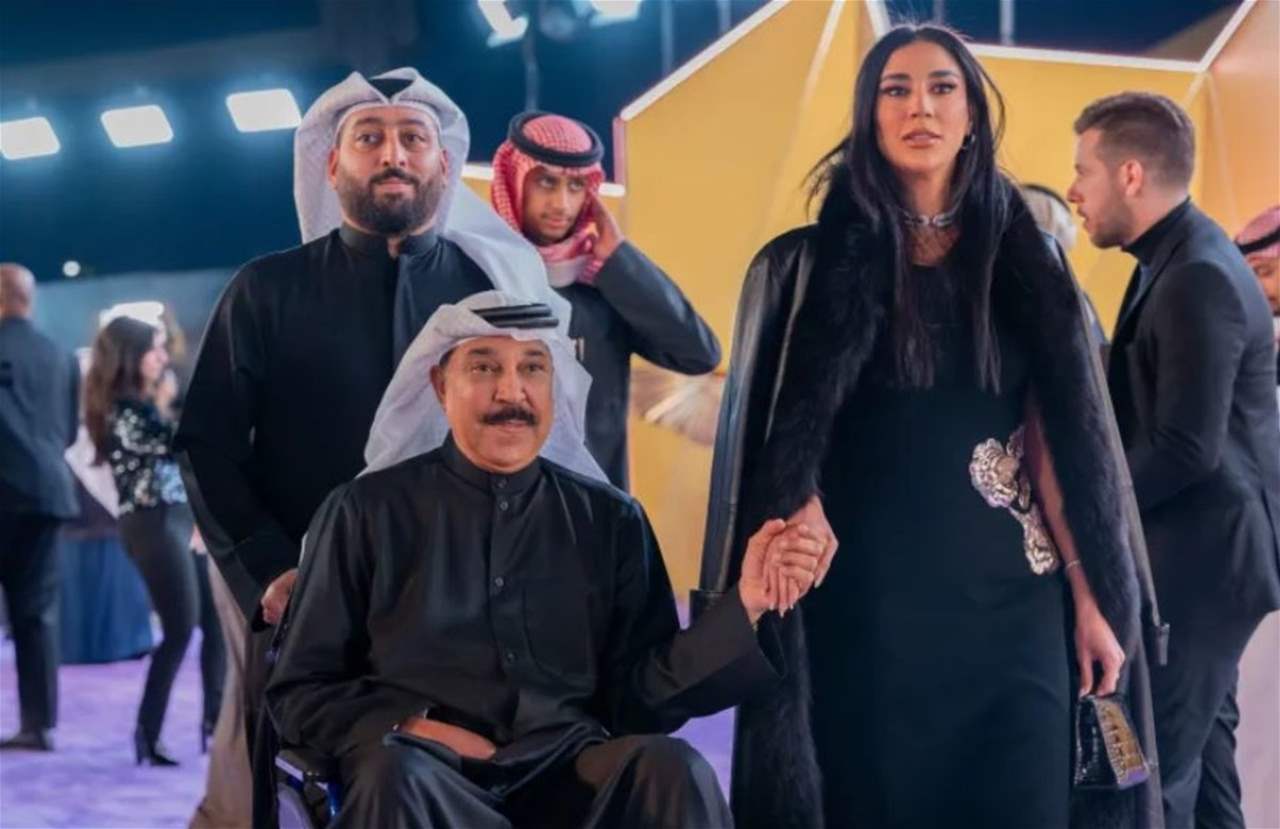 خطوبة "اسيل" ابنة عبد الله الرويشد من الممثل محمد صفر تحدث ضجة واسعة 