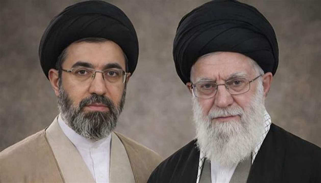 "خامنئي كان رافضاً لتولي نجله الحكم".. تقرير أميركي يكشف