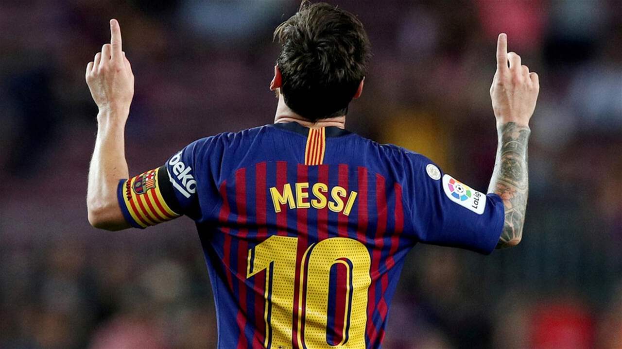 أعضاء برشلونة يفضلون التكريم الرمزي على عودة ميسي كلاعب