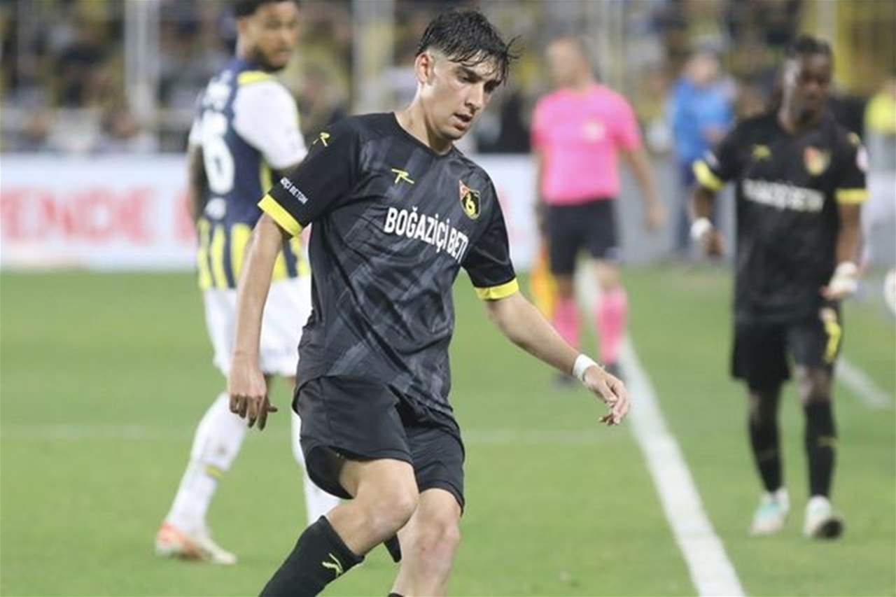 فاجعة في الكرة التركية: وفاة مدافع إسطنبول سبور الشاب 