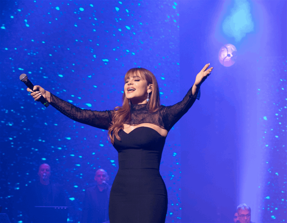 كارول سماحة تحيي حفل استثنائي في دار الأوبرا في تونس رغم الظروف الصعبة