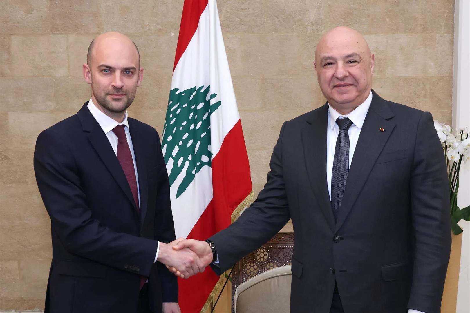 باريس "لا تمون" لوقف الحرب! (نداء الوطن)