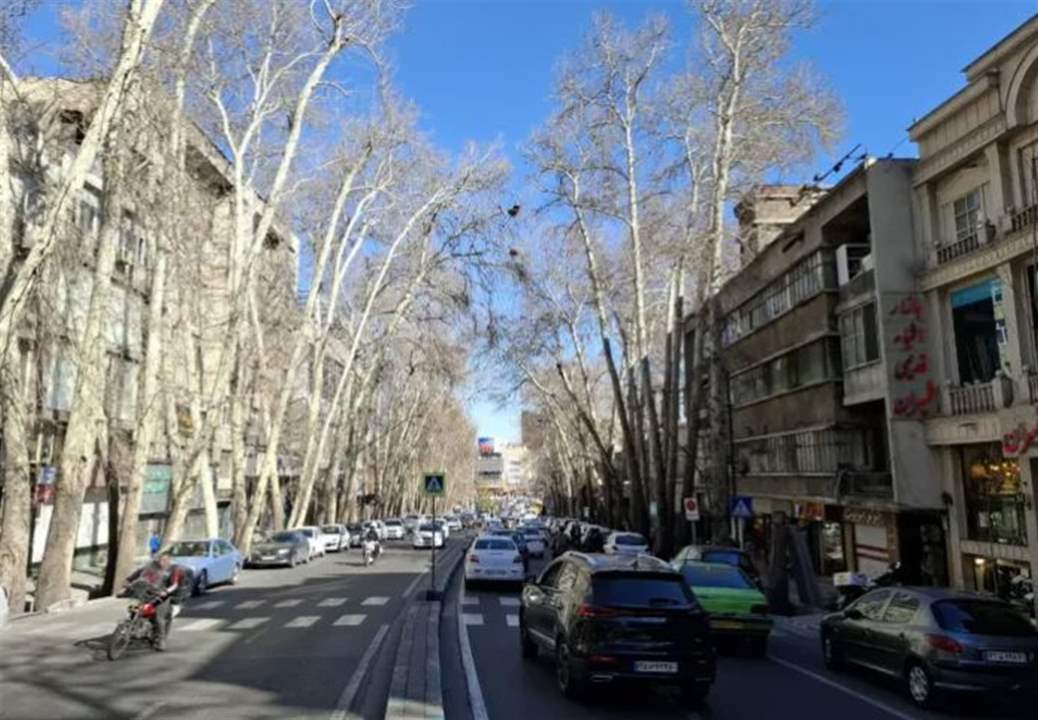 طهران لا تقبل الاستفراد بـ "حزب الله"! (الجمهورية) 