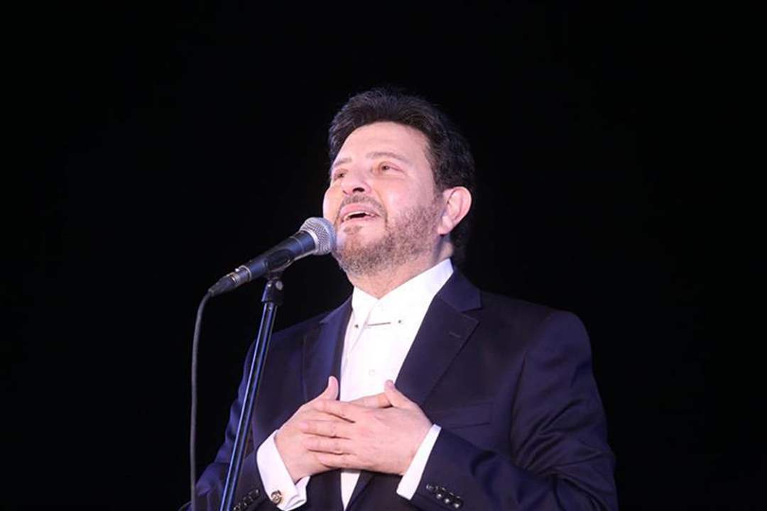 فجر السعيد تطمئن الجمهور على حالة هاني شاكر الصحية 