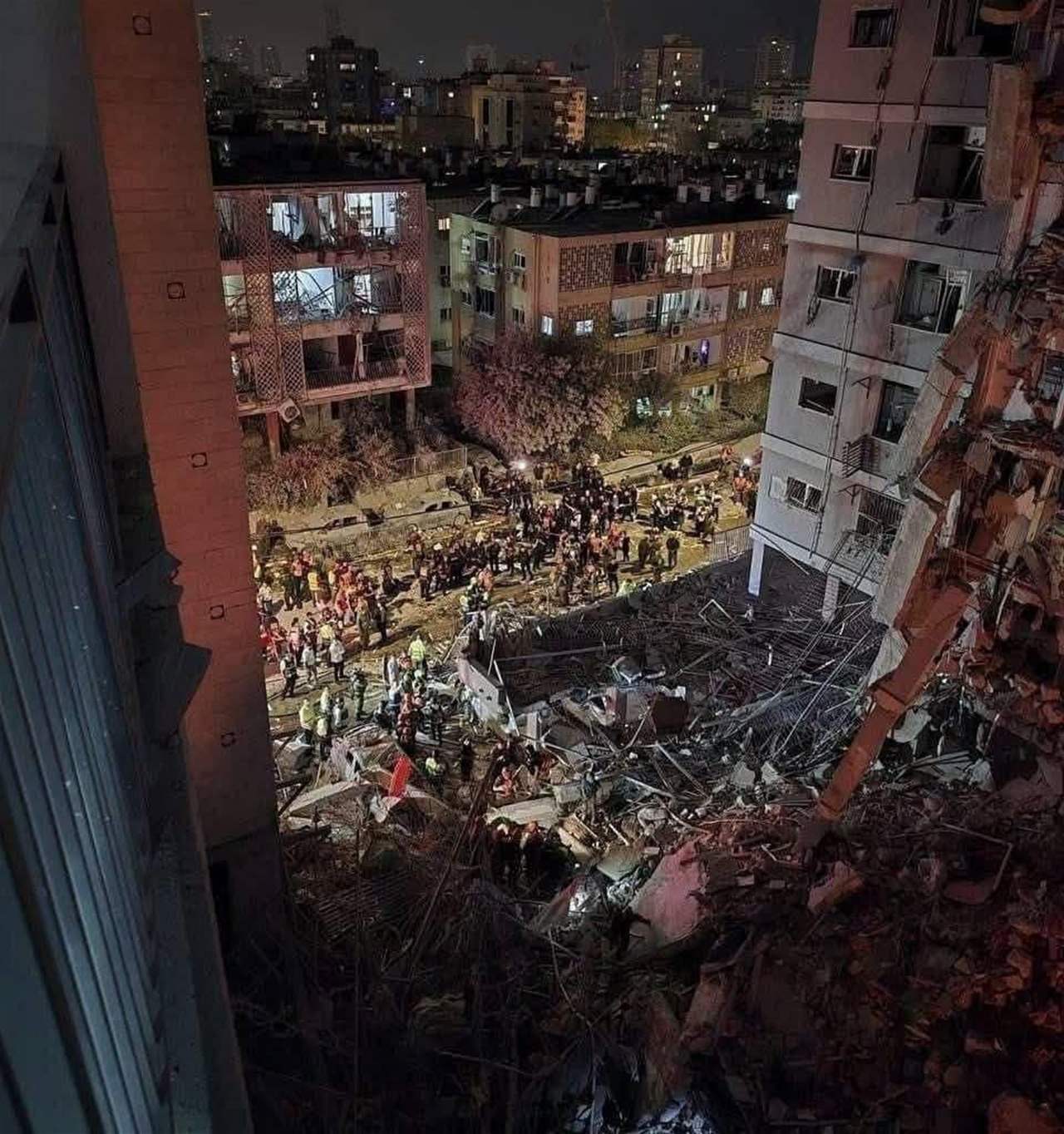 بالصورة- عراد بعد القصف الايراني