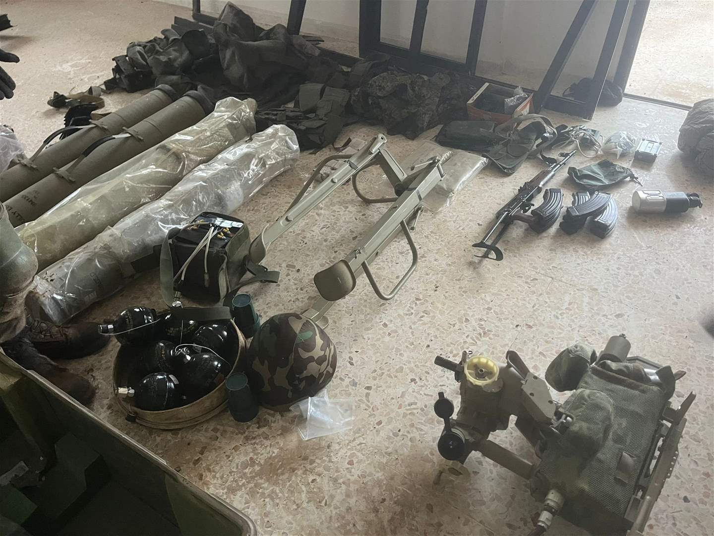 اسرائيل تعلن رسمياً: أسر عناصر من "قوة الرضوان"