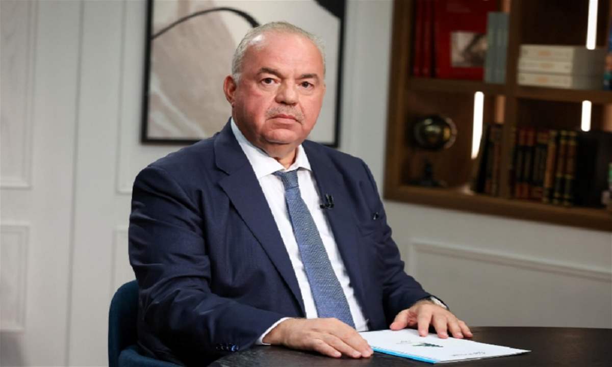 وزير الإتصالات: استهداف الصحافيين دليل على عبثية الوضع