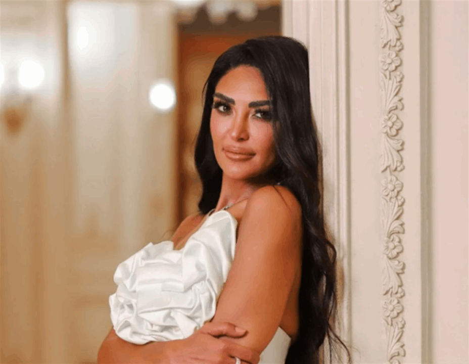 سالي عبد السلام تكشف ضغوط الأمومة بعد ولادة ابنها هارون ومرض والدتها المفاجئ