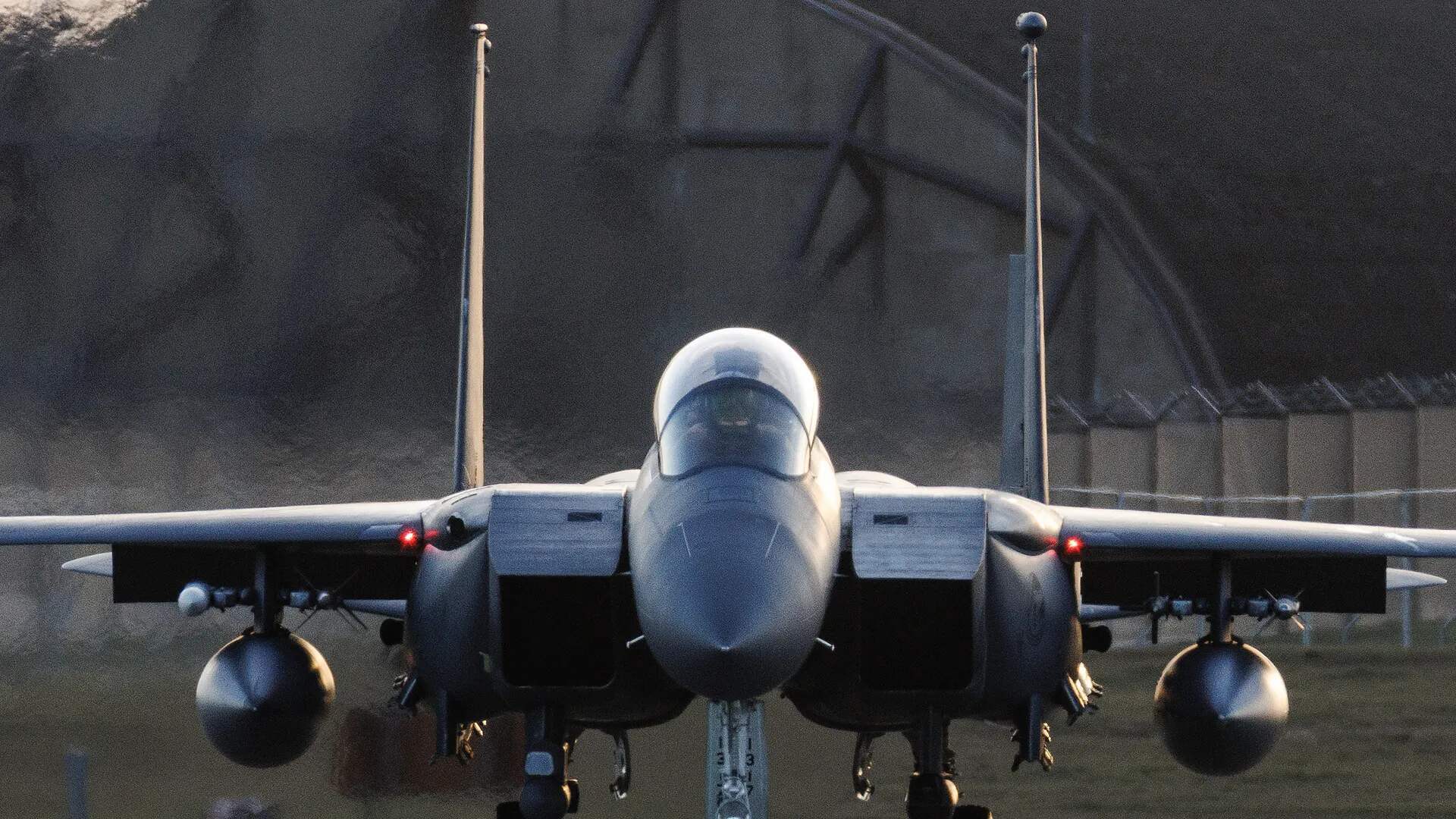 إيران تسقط مقاتلة أميركية.. ماذا عن الطاقم؟