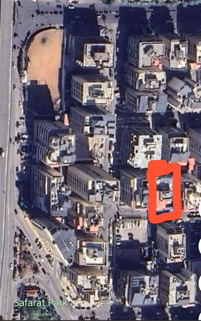 بالصور -  المبنى المهدد في منطقة الغبيري لجهة بئر حسن