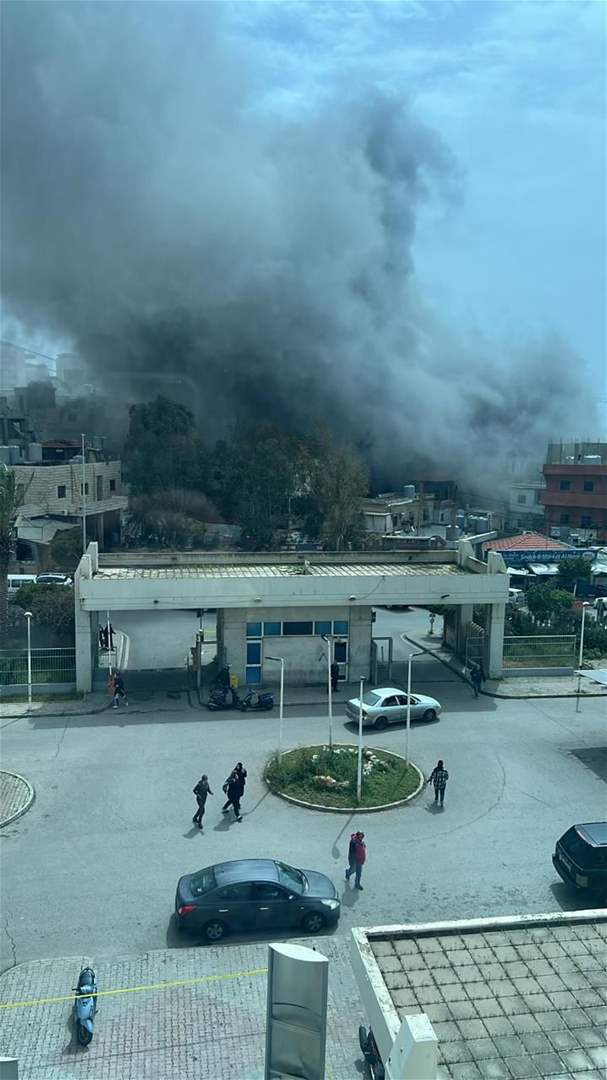 بالصور -  مشاهد للغارة التي استهدفت منطقة الجناح