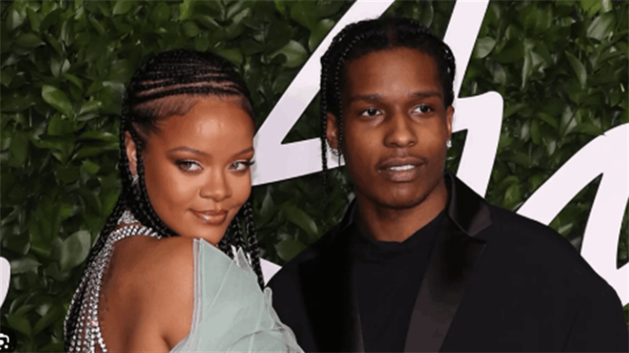 ريهانا وآيساب روكي يظهران في باريس لأول مرة بعد حادثة التعرض لهما داخل منزلهما 