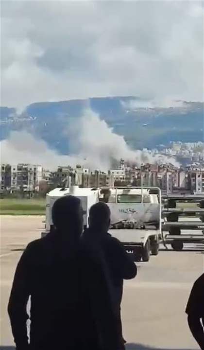  من المطار.. لحظة الغارات الإسرائيلية على بيروت (شاهد الفيديو) 