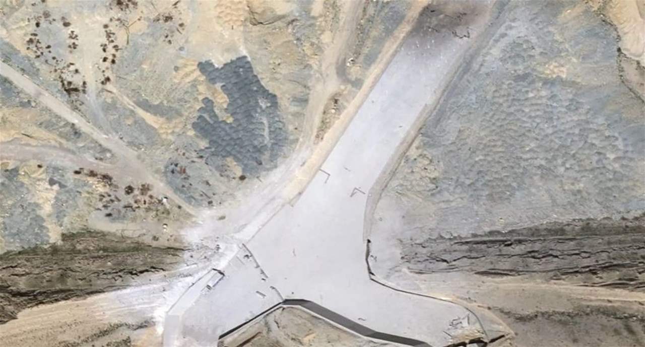 قاعدة ايرانية تحت الأرض.. كيف بدت بعد القصف؟ (صورة) 