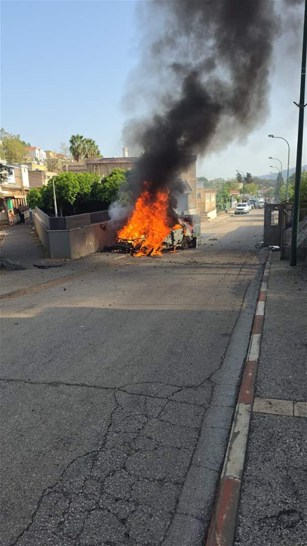  اصابة مباشرة لسيارة في كريات شمونة