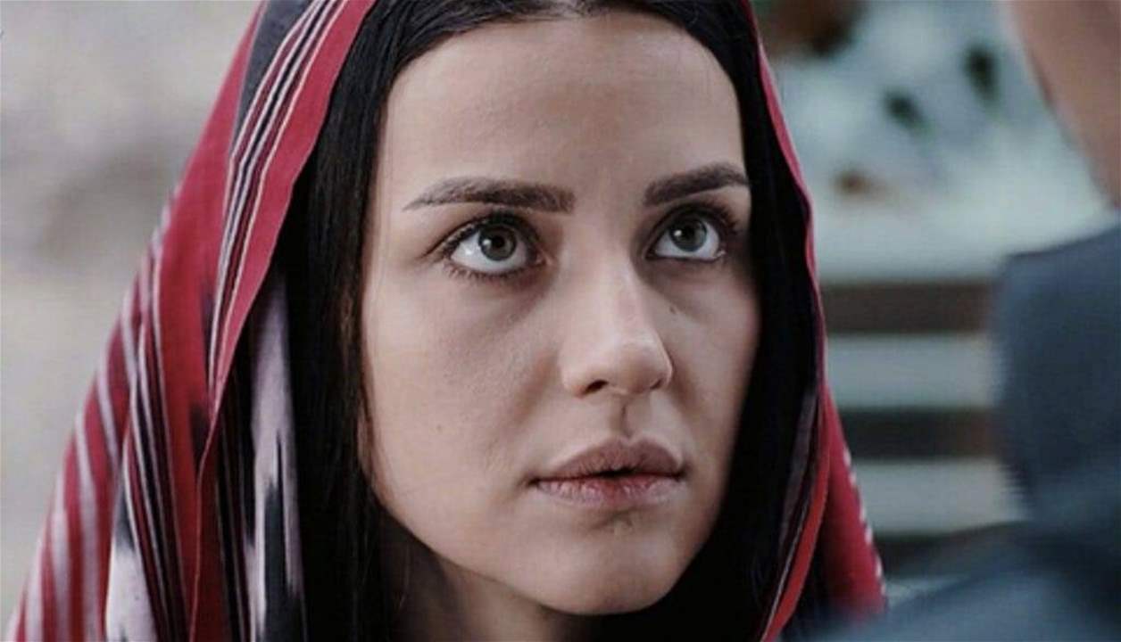 بطلة مسلسل "اشرح ايها البحر الاسود"  تعلن طلاقها بعد زواج استمر عام ونصف